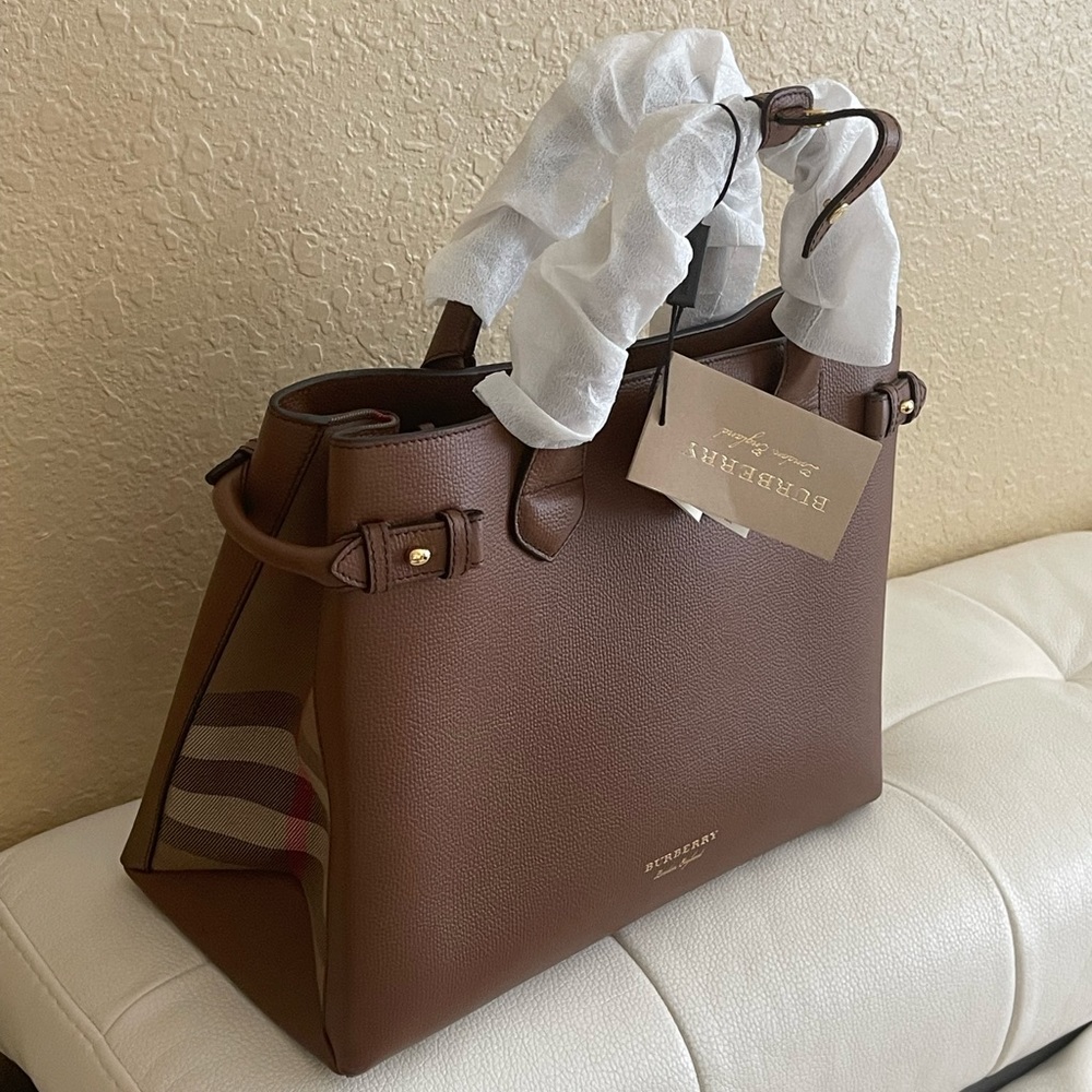 New burberry medium brown bag